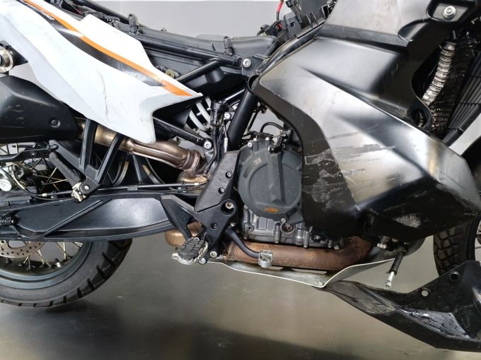 KTM 790 ADVENTURE 4