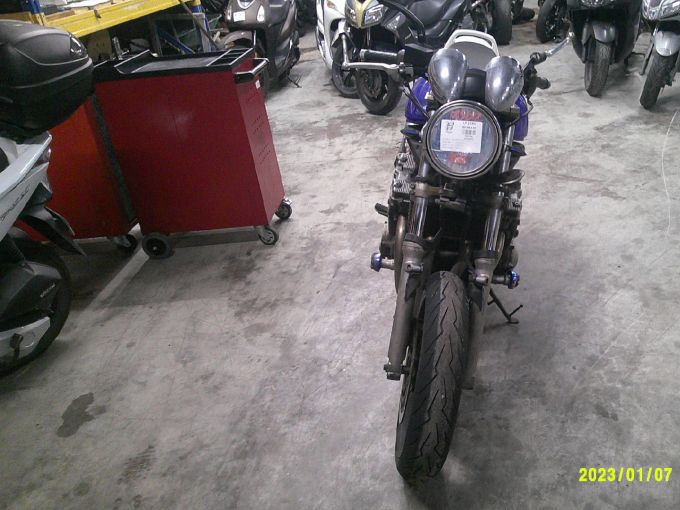 SUZUKI GSF 600 S BANDIT 4