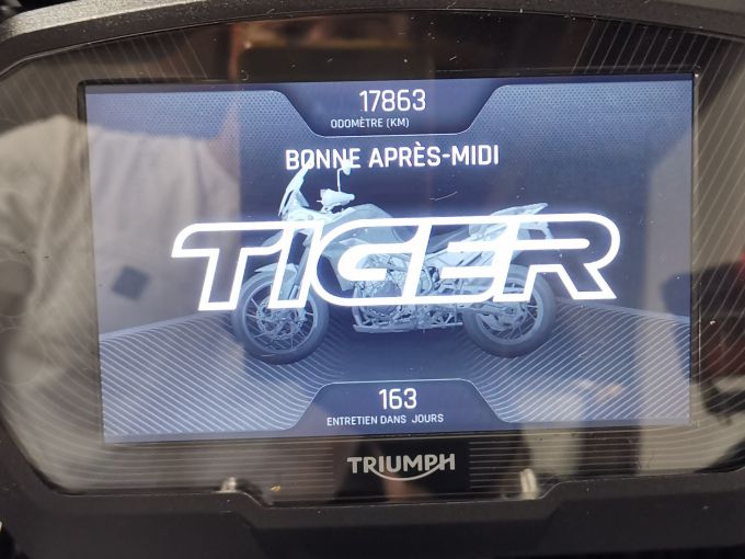 TRIUMPH TIGER 850 SPORT 4