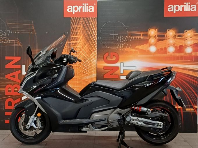KYMCO AK 550 4