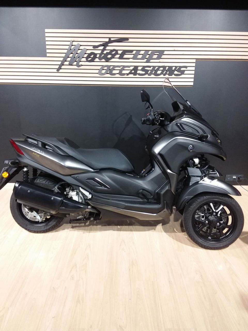 YAMAHA TRICITY 300 4