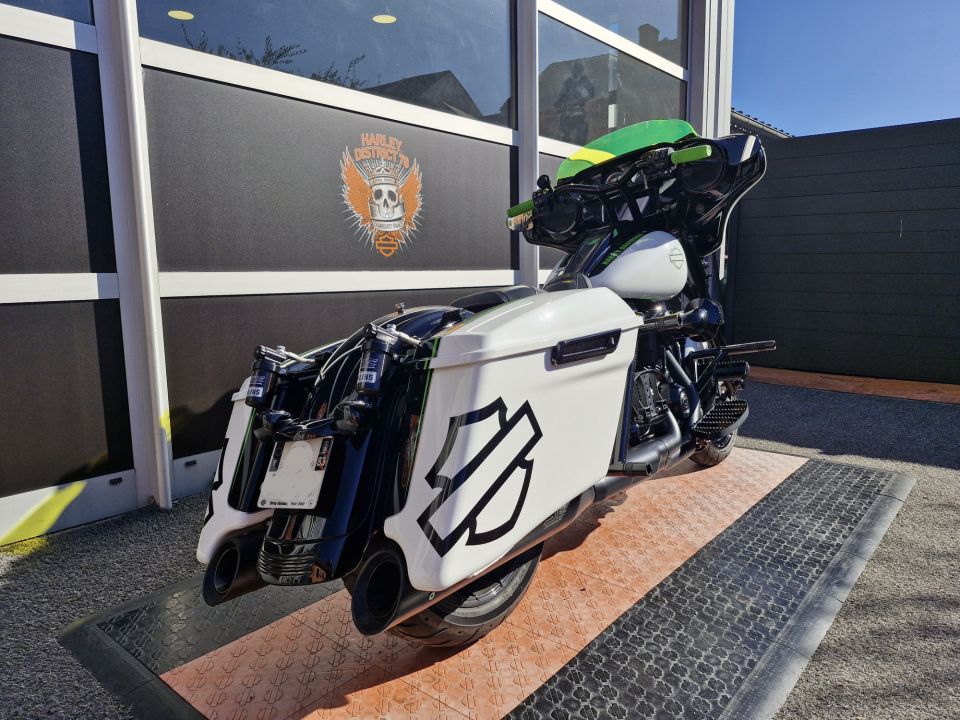 HARLEY-DAVIDSON TOURING STREET GLIDE 1868 SPECIAL 4