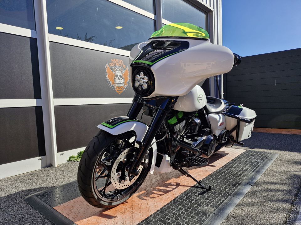 HARLEY-DAVIDSON TOURING STREET GLIDE 1868 SPECIAL 4