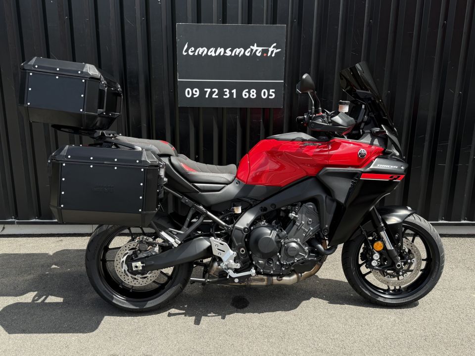 YAMAHA TRACER 9 4