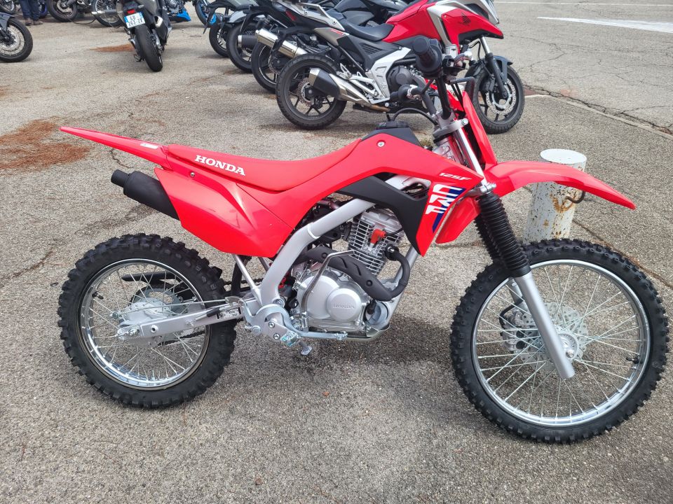 HONDA CRF 125 R 4