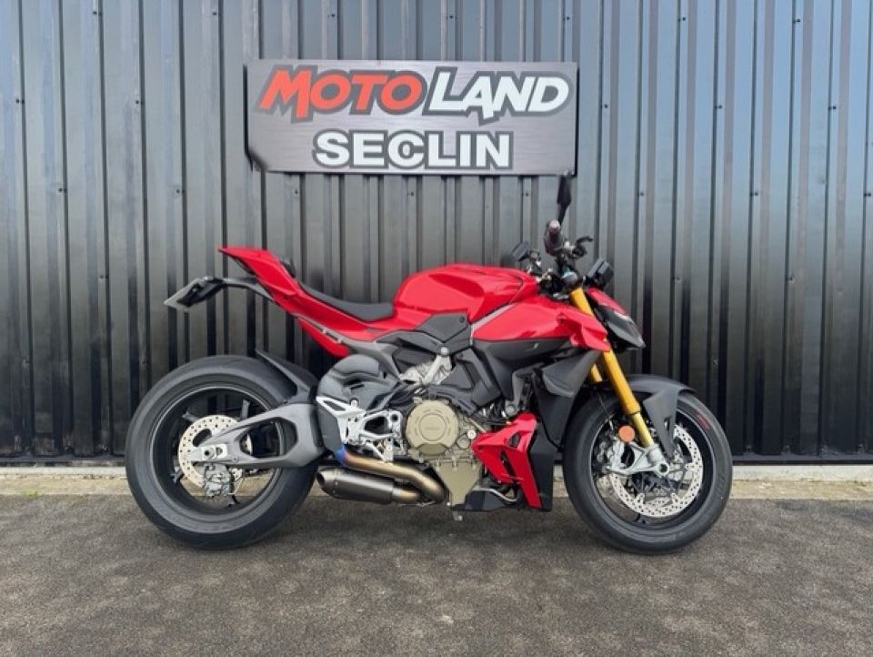 DUCATI STREETFIGHTER V4S 4