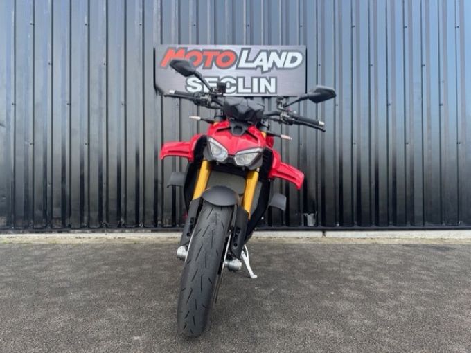 DUCATI STREETFIGHTER V4S 4