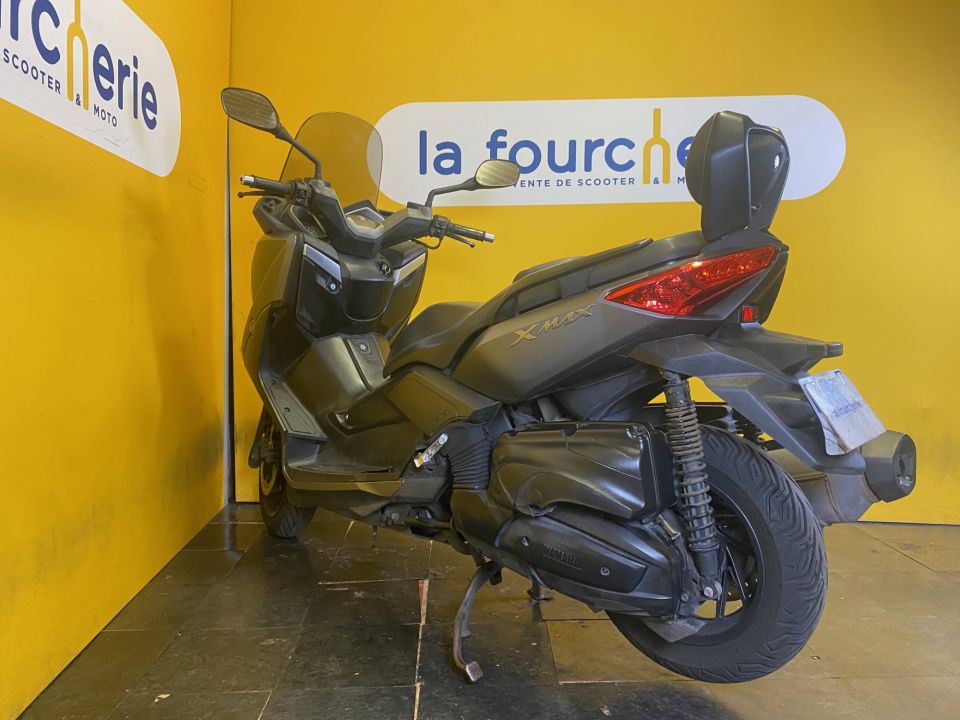 YAMAHA X-MAX 400 4