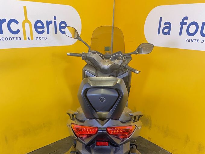 YAMAHA X-MAX 400 4