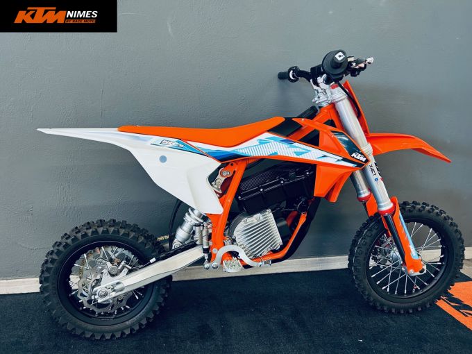 KTM SX-E 5 4