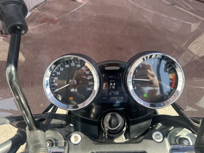 KAWASAKI Z900RS 4