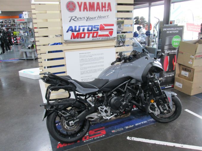 YAMAHA 900 NIKEN GT 4
