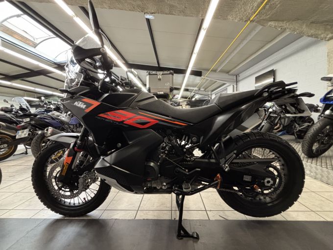 KTM 790 ADVENTURE 4