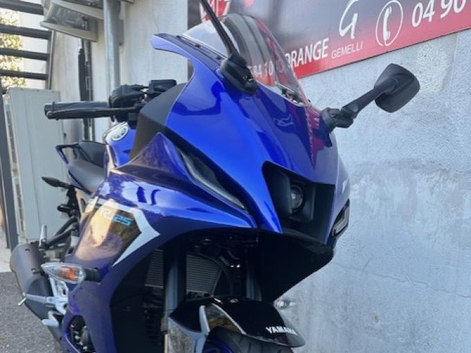 YAMAHA YZF-R 125 4