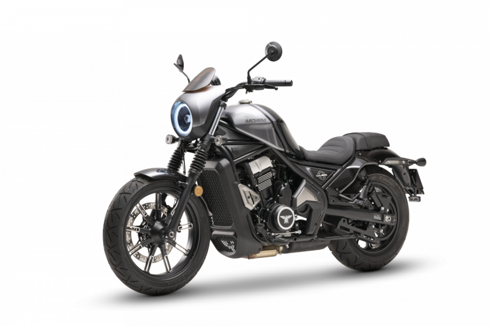 MOTO MORINI CALIBRO CUSTOM 700 4