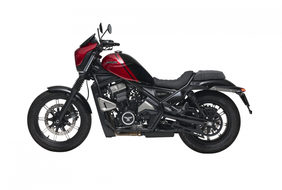 MOTO MORINI CALIBRO CUSTOM 700 4