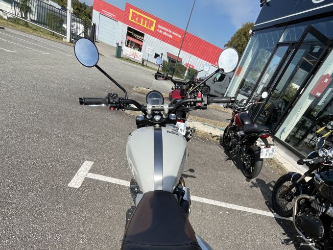 TRIUMPH SCRAMBLER 1200 4