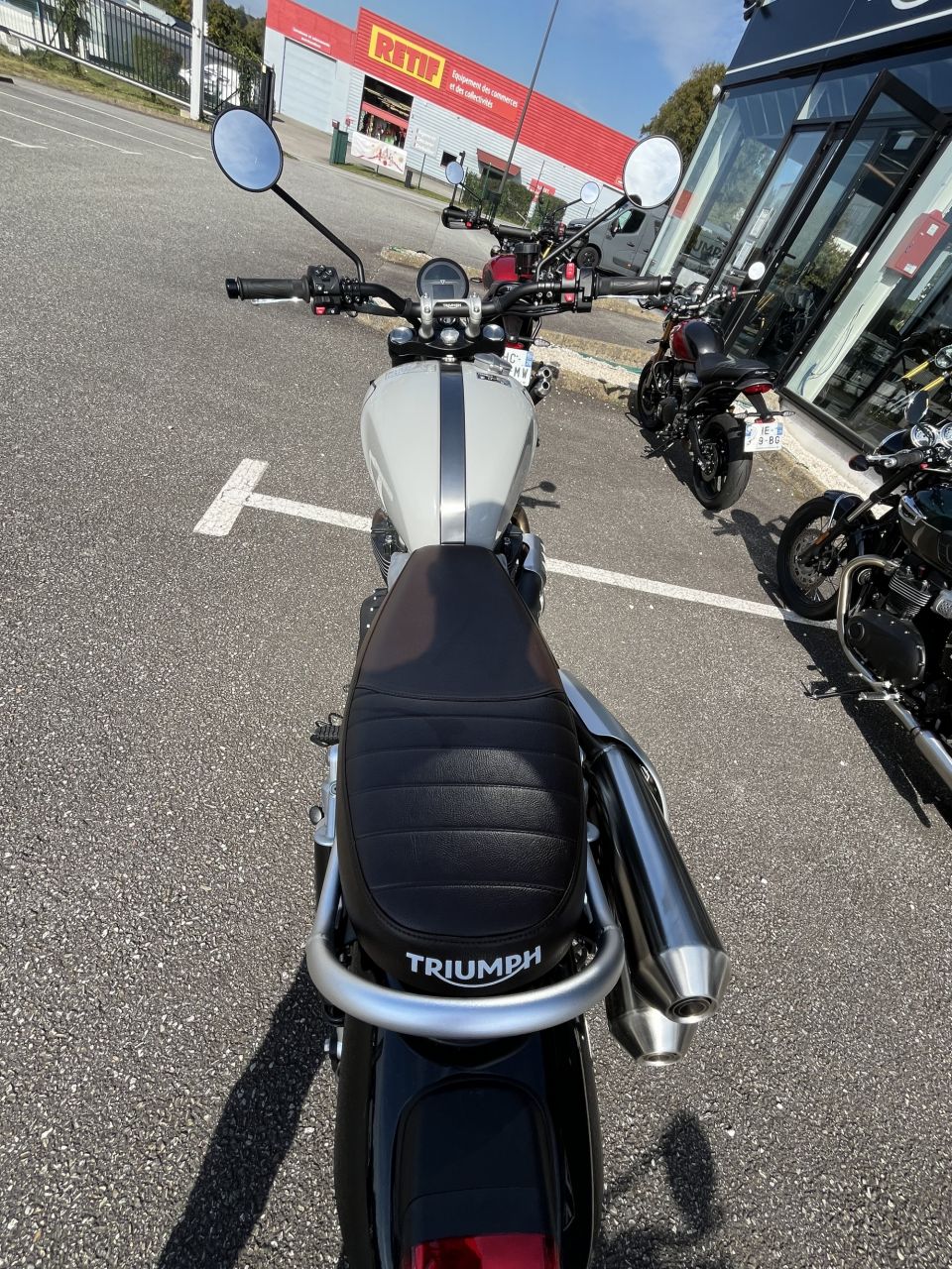 TRIUMPH SCRAMBLER 1200 4