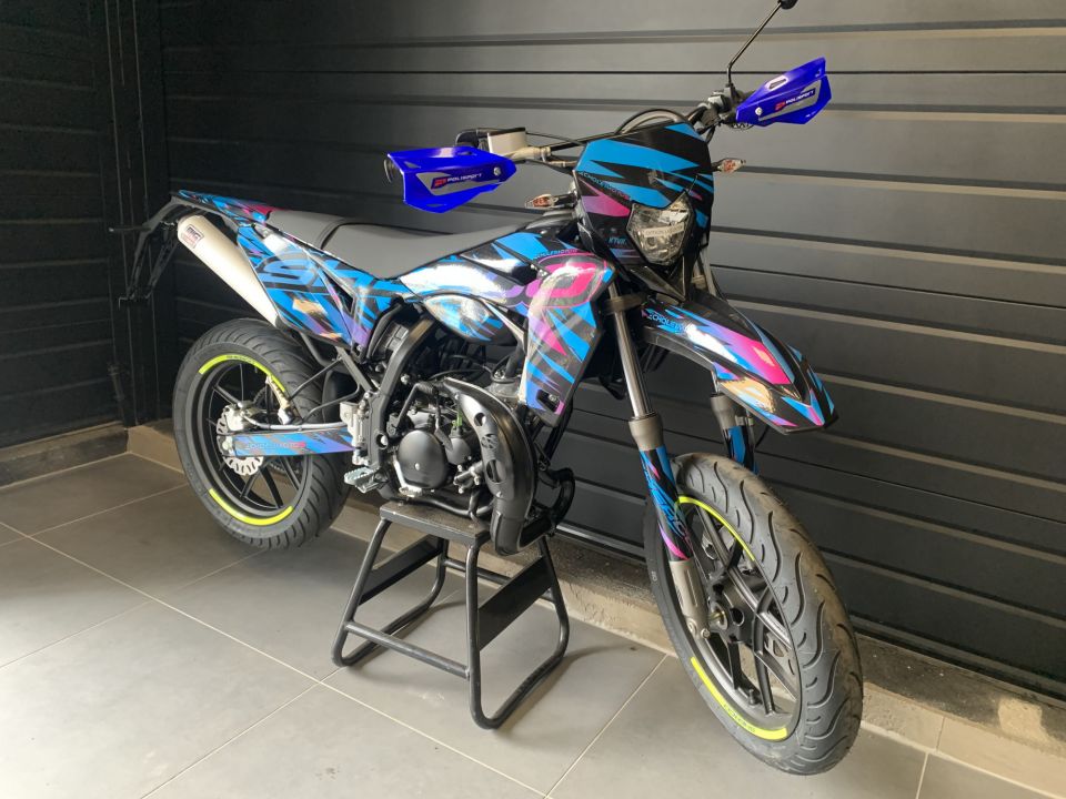 SHERCO 50 SM BLACK MOON 4