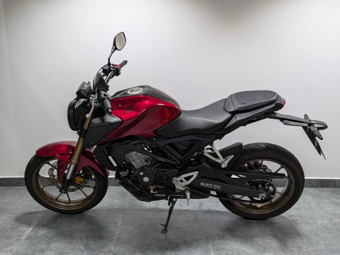 HONDA CBF 125 R 4