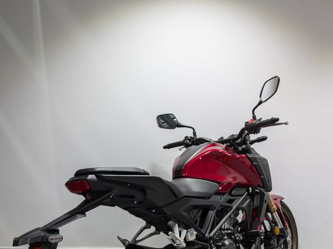 HONDA CBF 125 R 4