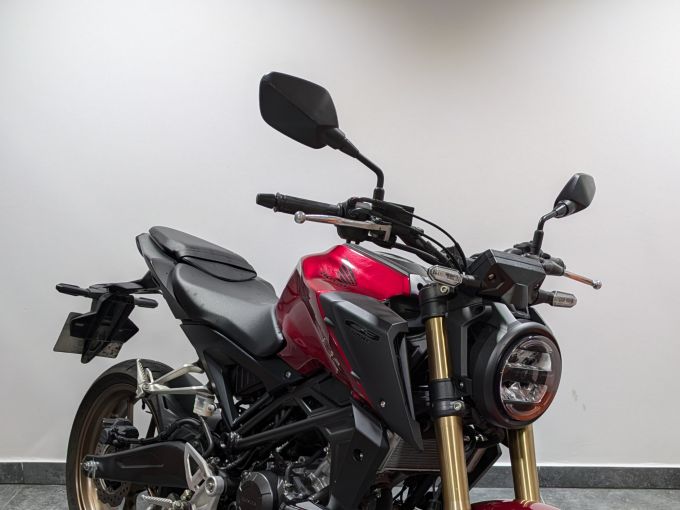 HONDA CBF 125 R 4