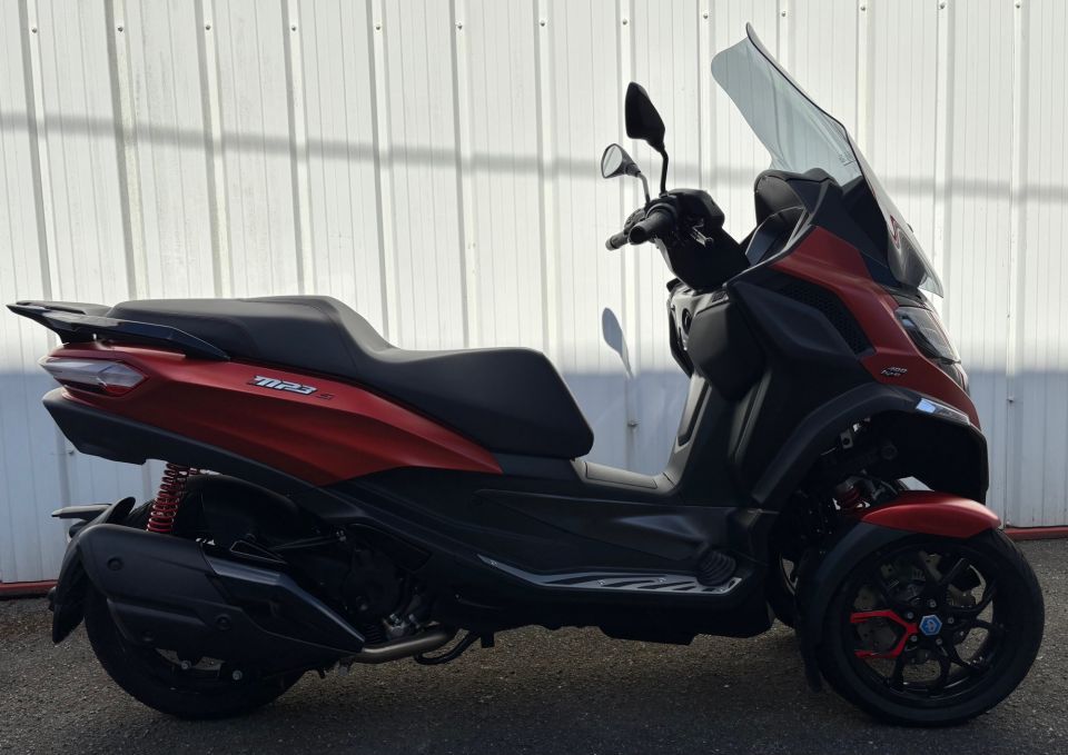 PIAGGIO MP3 400 RST SPORT 4