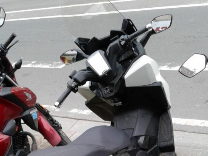 HONDA FORZA 125 ABS 4