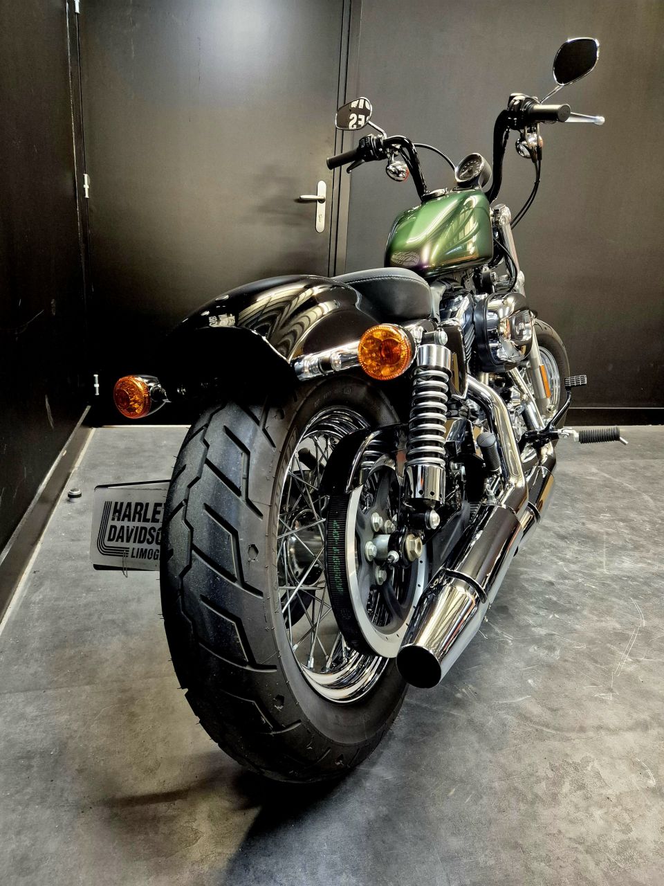 HARLEY-DAVIDSON SPORTSTER CUSTOM 1200 4