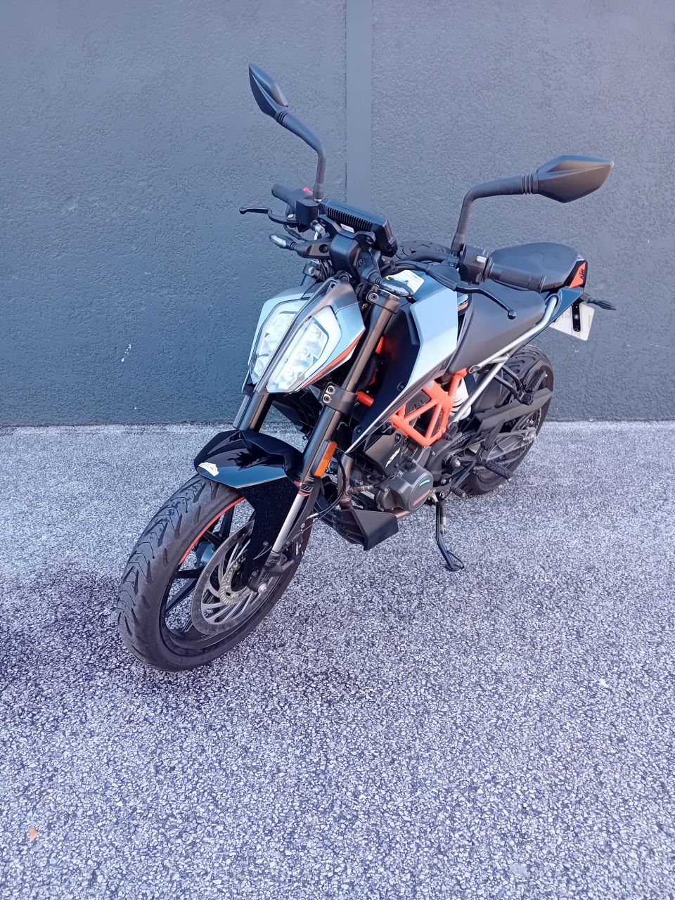 KTM 125 DUKE ABS 4
