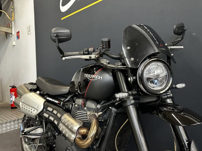 TRIUMPH SCRAMBLER 1200 XC 4