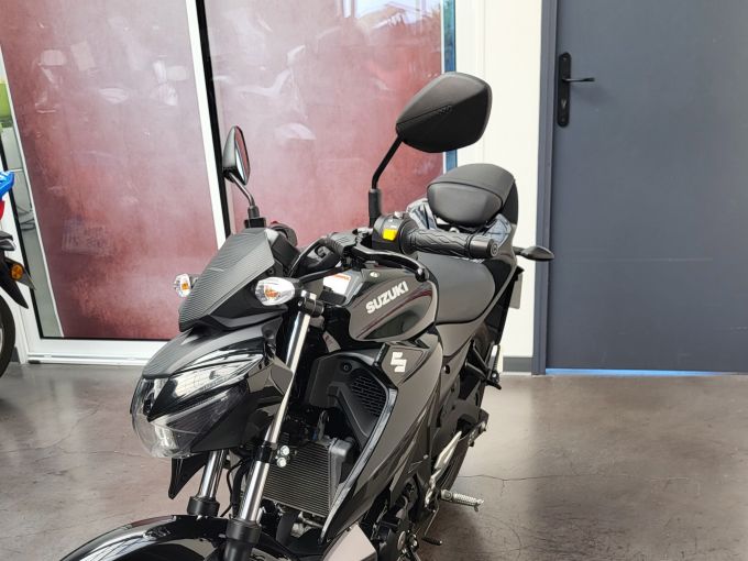 SUZUKI gsx-s 125 4