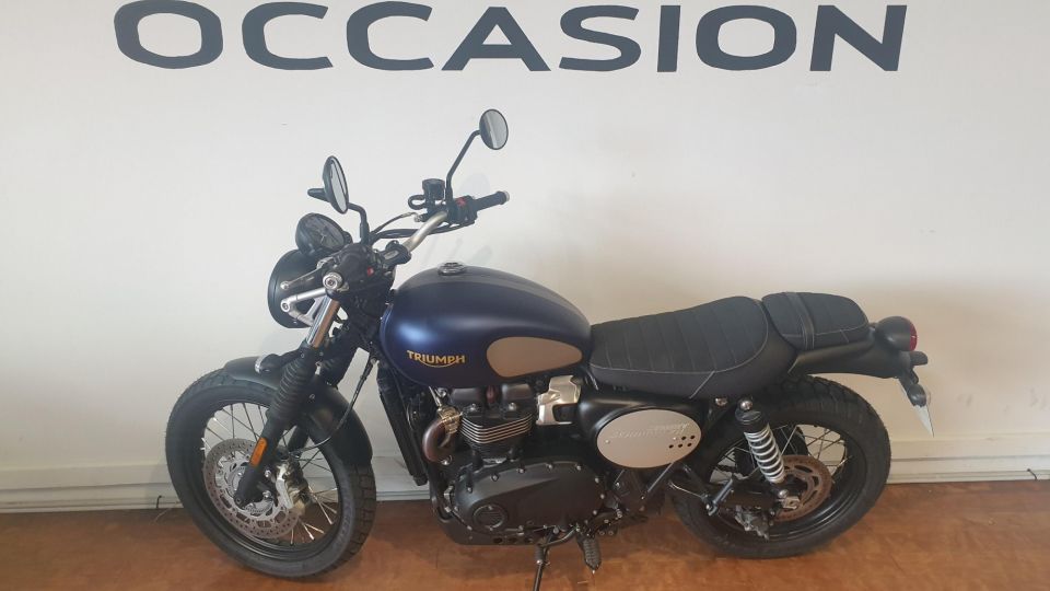 TRIUMPH STREET SCRAMBLER  900 4