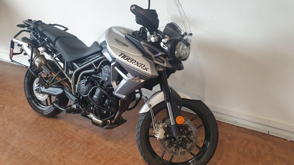 TRIUMPH TIGER 800 XRX 4
