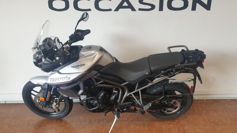 TRIUMPH TIGER 800 XRX 4