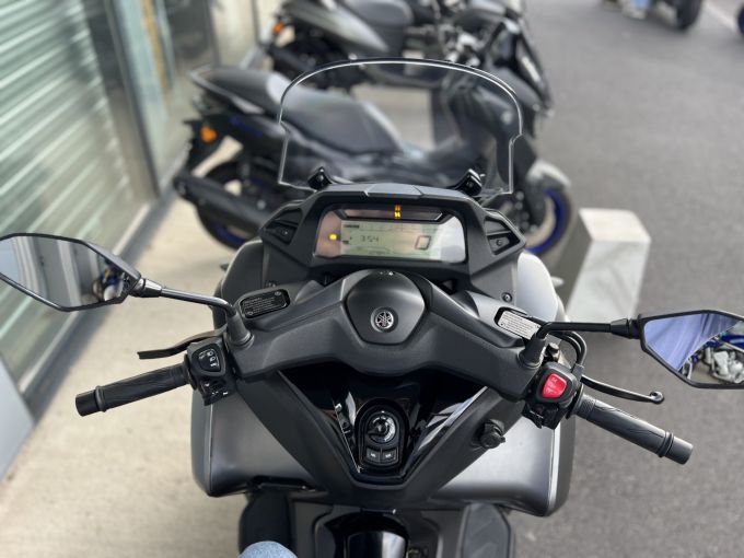 YAMAHA TRICITY 300 4