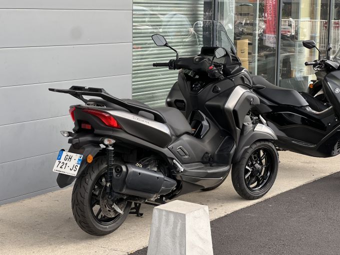 YAMAHA TRICITY 300 4