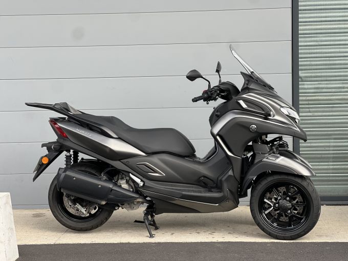YAMAHA TRICITY 300 4