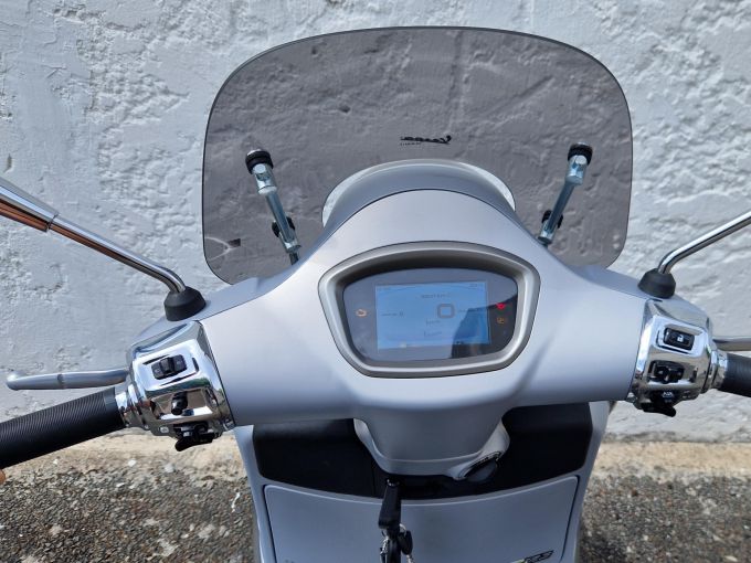 VESPA GTS 125 4