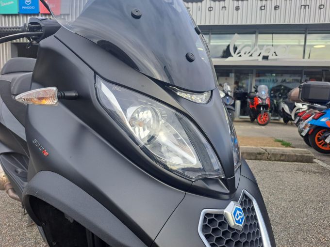 PIAGGIO MP3 500 ABS/ASR 4