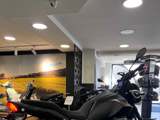 MOTO GUZZI V85 TT 850 4