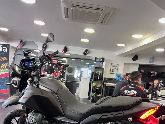 MOTO GUZZI V85 TT 850 4