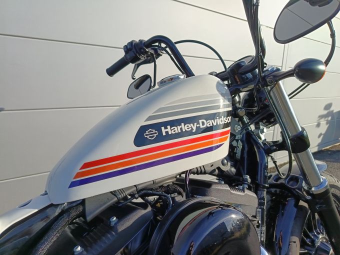 HARLEY-DAVIDSON SPORTSTER 1200 FORTY EIGHT SPECIAL 4