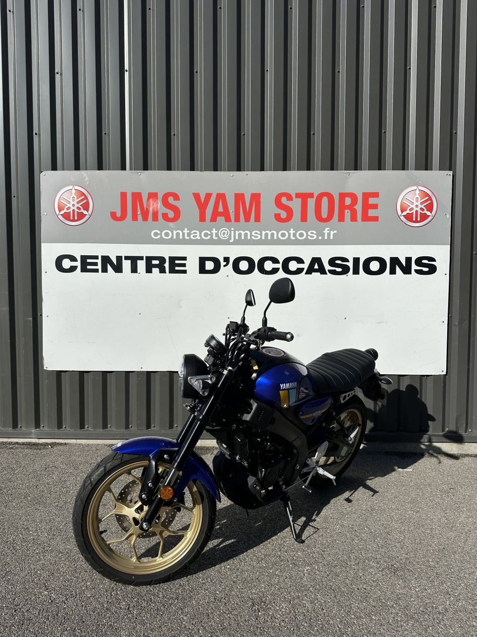 YAMAHA XSR 125 4