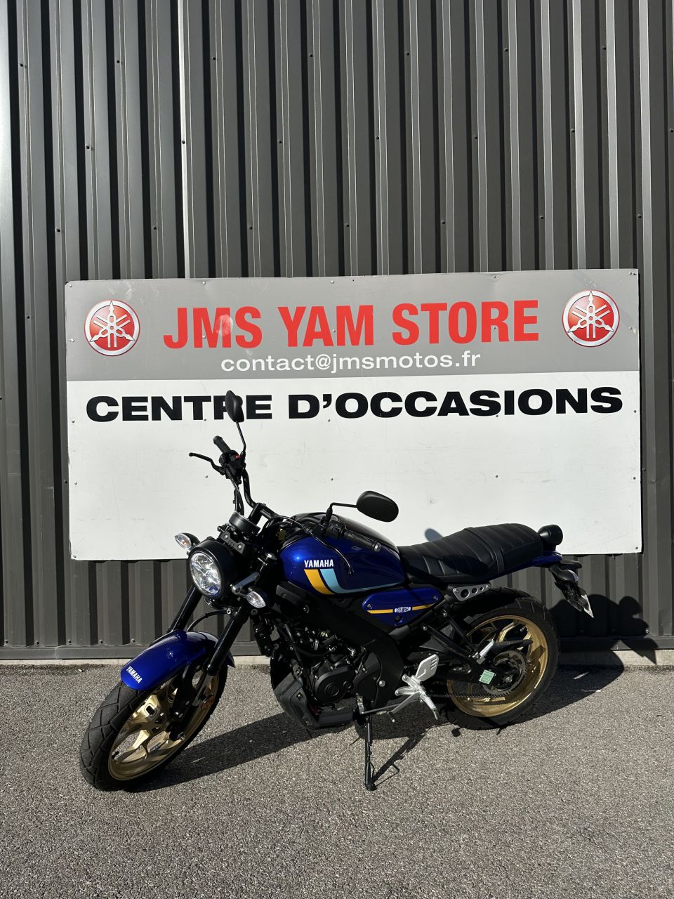 YAMAHA XSR 125 4