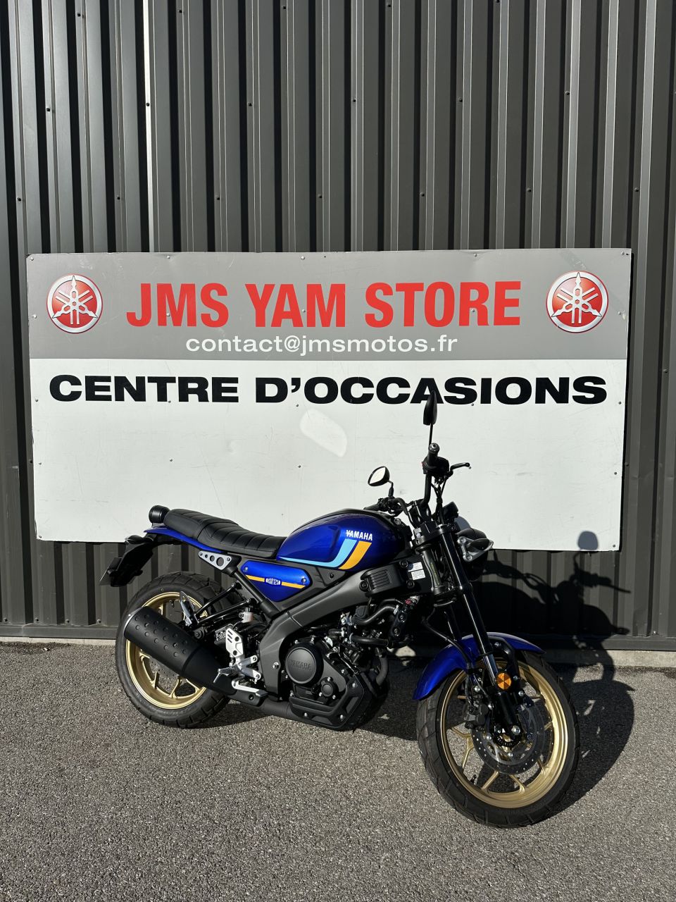 YAMAHA XSR 125 4