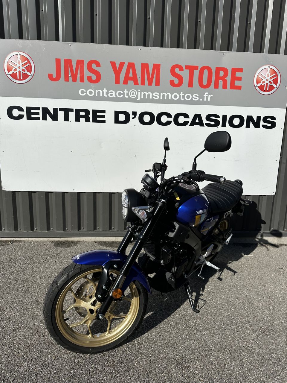 YAMAHA XSR 125 4