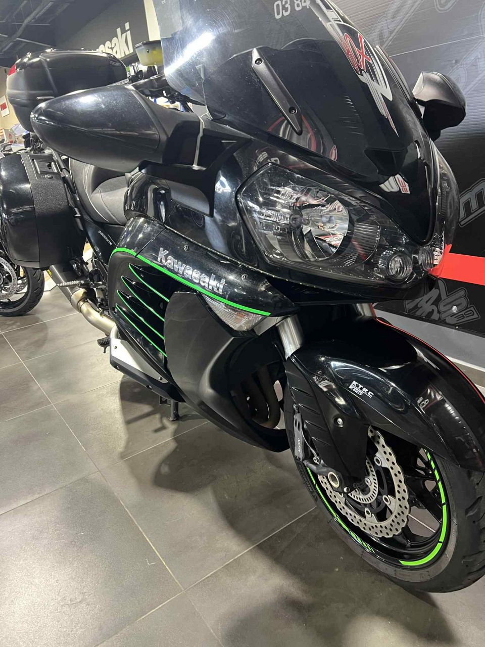 KAWASAKI GTR 1400 4