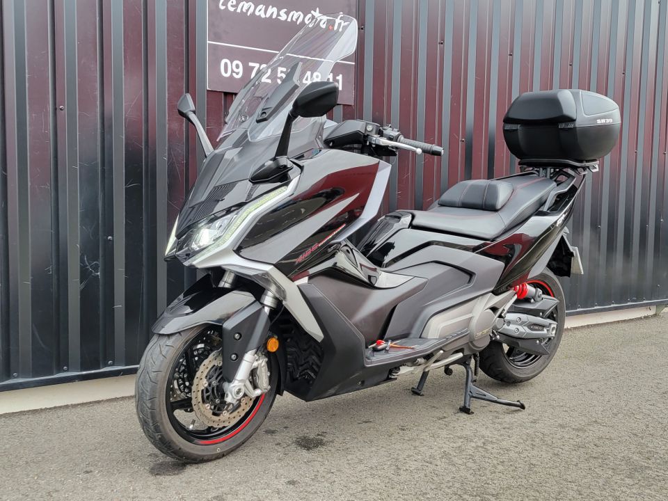 KYMCO AK 550 4