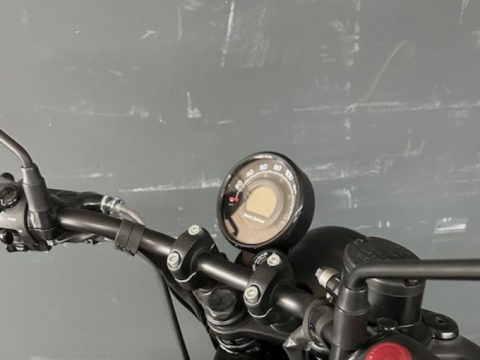 ROYAL ENFIELD HNTR 350 REBEL BLACK 4
